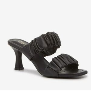 Seychelles, sandals in genuine leather. Black, NWOT-Size 6
